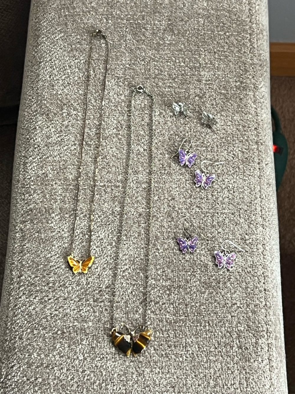 Butterfly Pendant Necklace and Earrings Set - Purple & Gold N127
